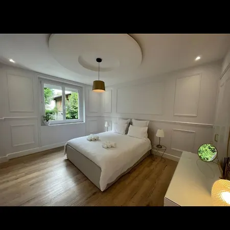 T5 Avec Jacuzzi Proche Centre Darcy *