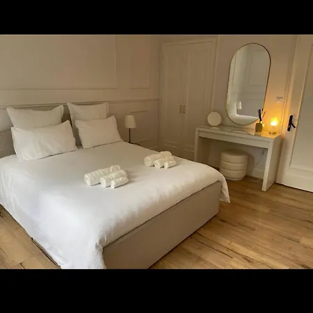 Villa T5 Avec Jacuzzi Proche Centre Darcy *