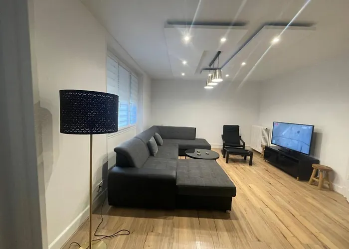 T5 Avec Jacuzzi Proche Centre Darcy Dijon